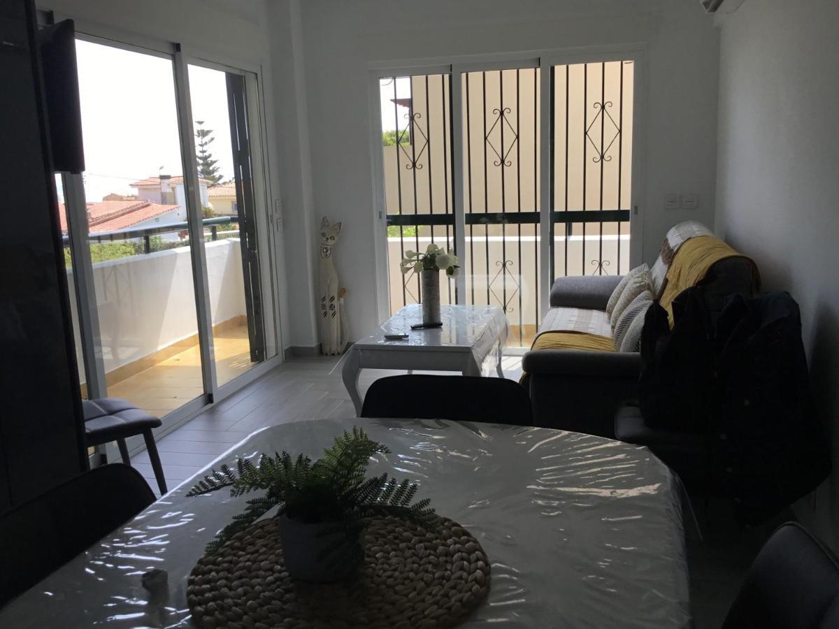 Appartement Moderne Pour 6 Adultes Benalmádena Esterno foto