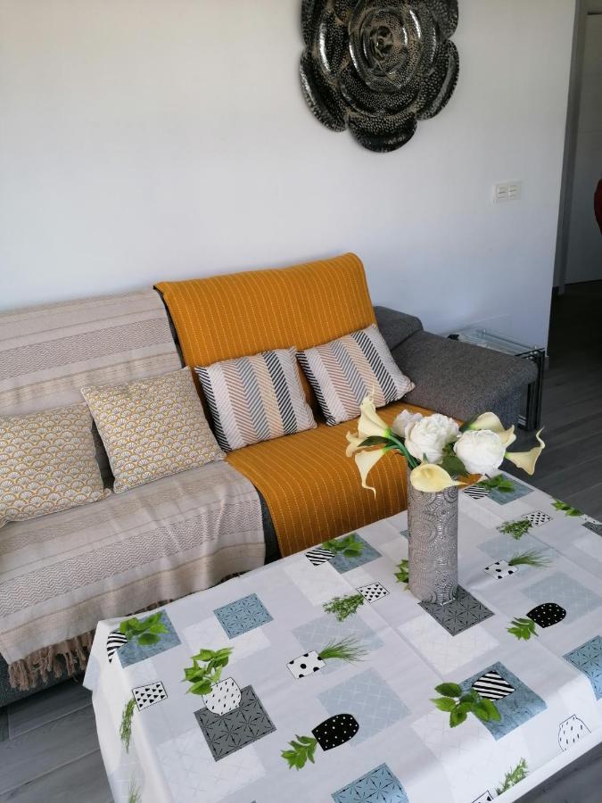 Appartement Moderne Pour 6 Adultes Benalmádena Esterno foto