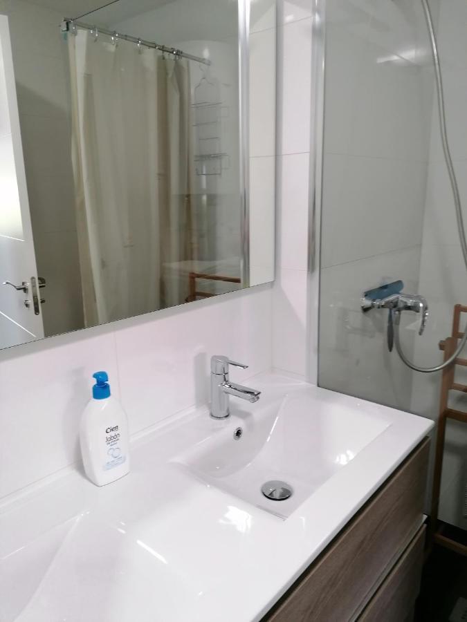 Appartement Moderne Pour 6 Adultes Benalmádena Esterno foto