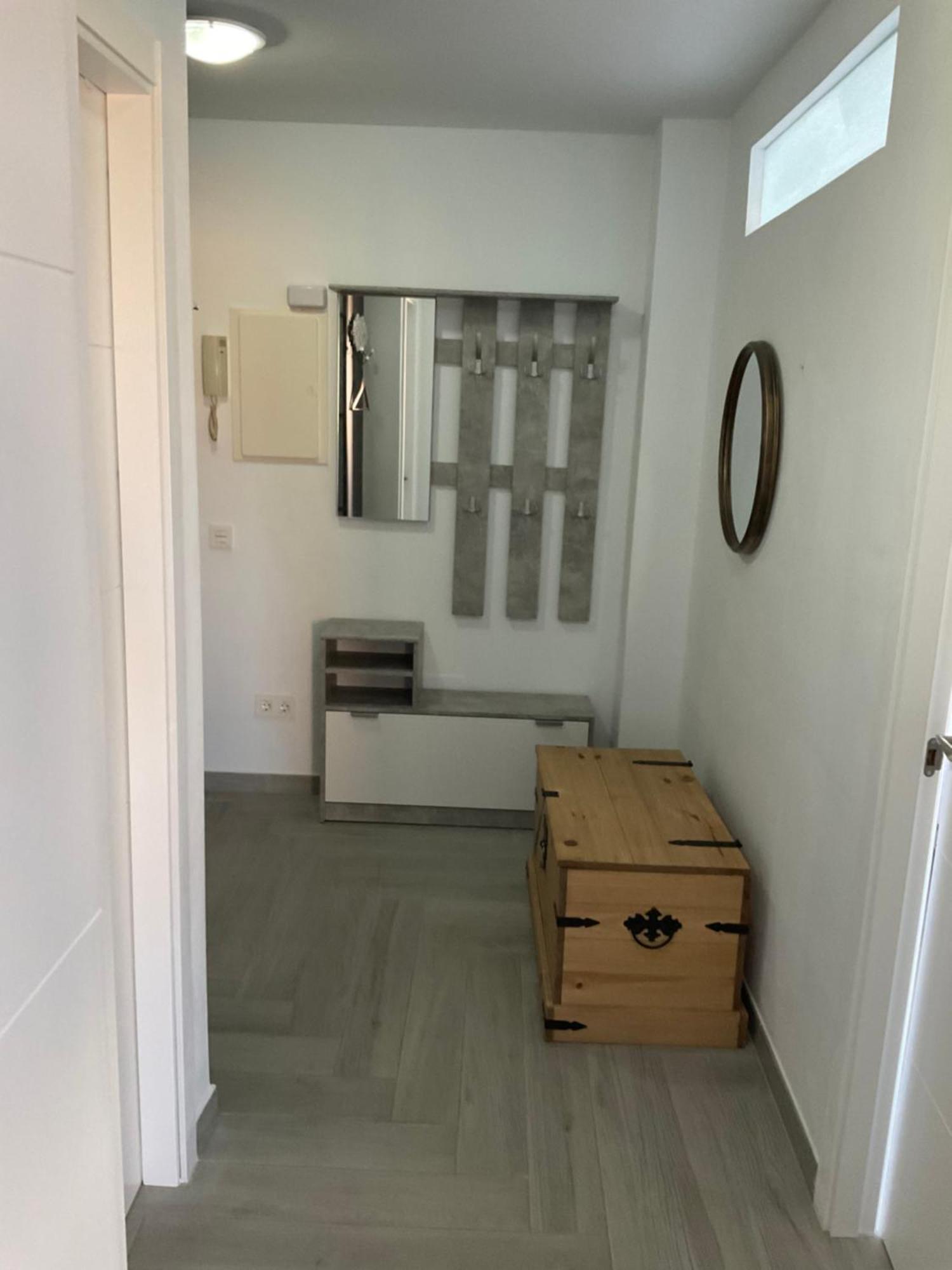 Appartement Moderne Pour 6 Adultes Benalmádena Esterno foto