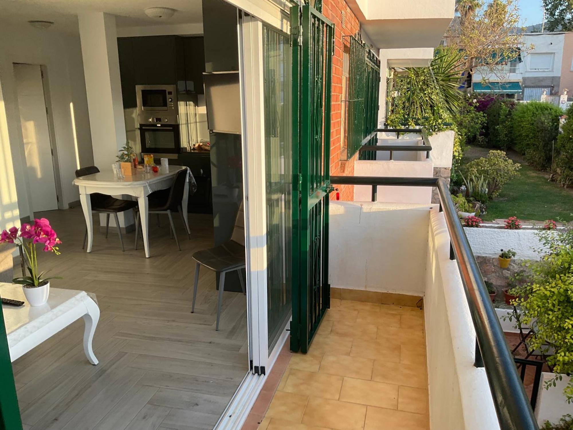 Appartement Moderne Pour 6 Adultes Benalmádena Esterno foto